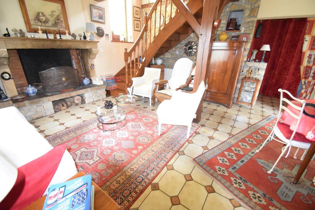 L' Esterlanges Suite Famille 2 Chambres 4 Personnes Proche Puydufou Saint-Vincent-Sterlanges 外观 照片