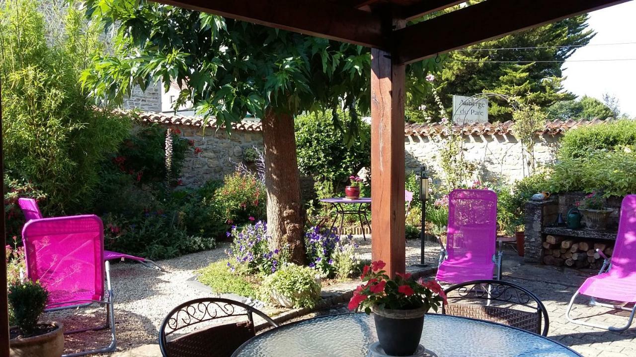 L' Esterlanges Suite Famille 2 Chambres 4 Personnes Proche Puydufou Saint-Vincent-Sterlanges 外观 照片